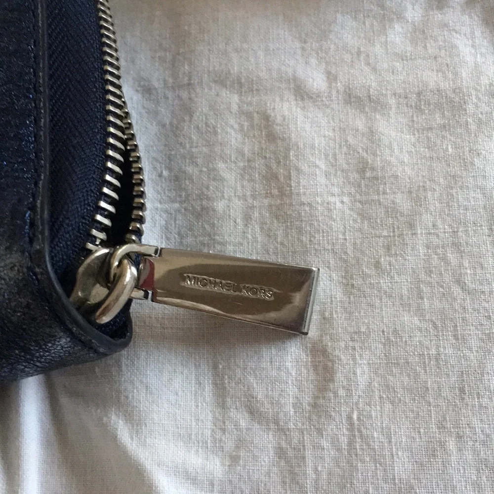 Michael Kors Wallet - Picture 3 of 5